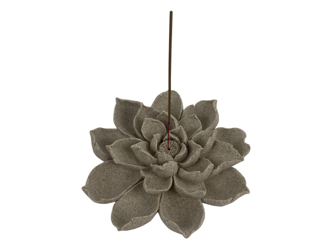 18cm Lotus Flower in Natural Finish